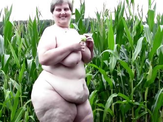 Redneck Whore Tina Is One Of Those BBW With A Lot Of Lust....