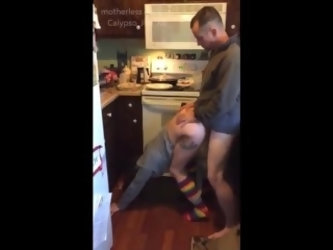 Real Dad Quickie Fucks Daughter Hard While Mom Left
